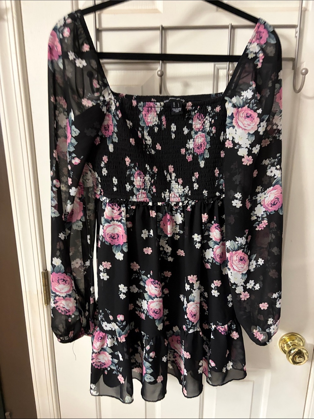 Streetwear Society Black Floral Long-Sleeve Smocked Dress